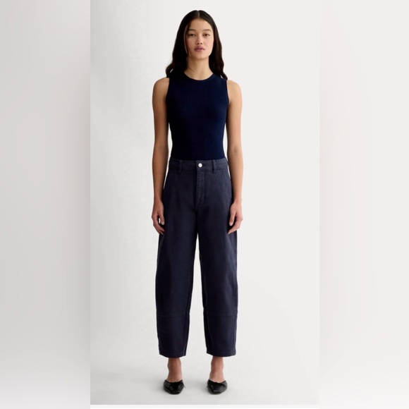 Everlane Pants - Everlane Black Organic Cotton Barrel Utility Pants, size 4